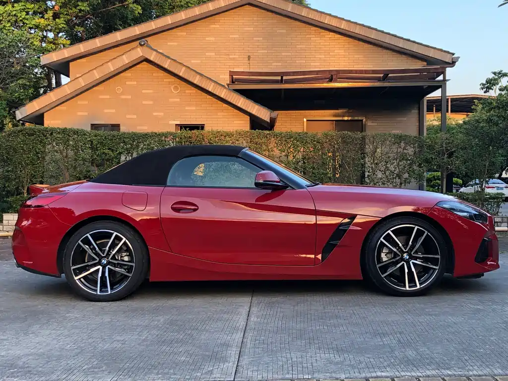BMW Z4 — миниатюра 6