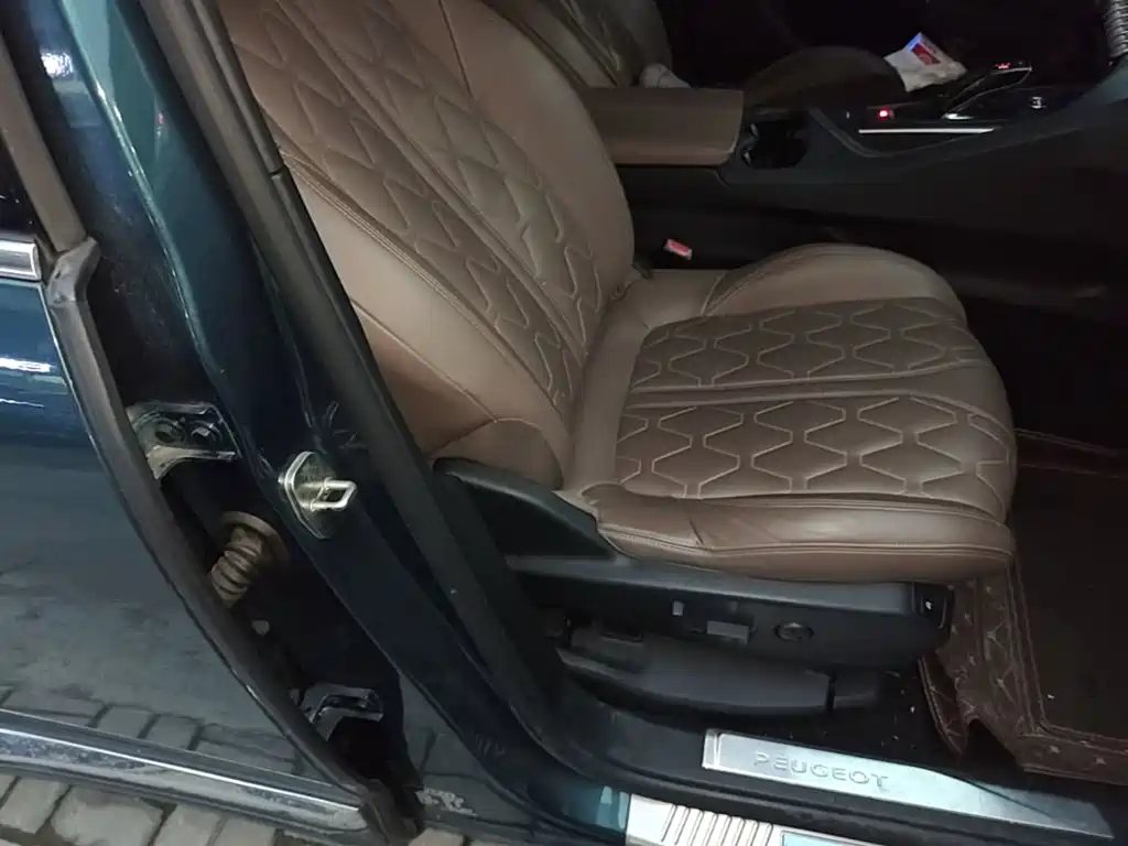 Peugeot 5008 — миниатюра 25