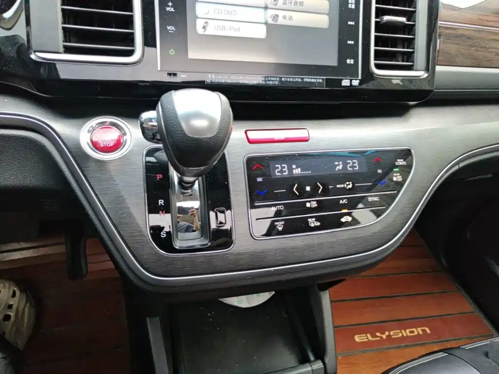 Honda Elysion — миниатюра 14