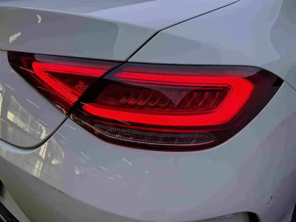 Mercedes-Benz CLS — миниатюра 12
