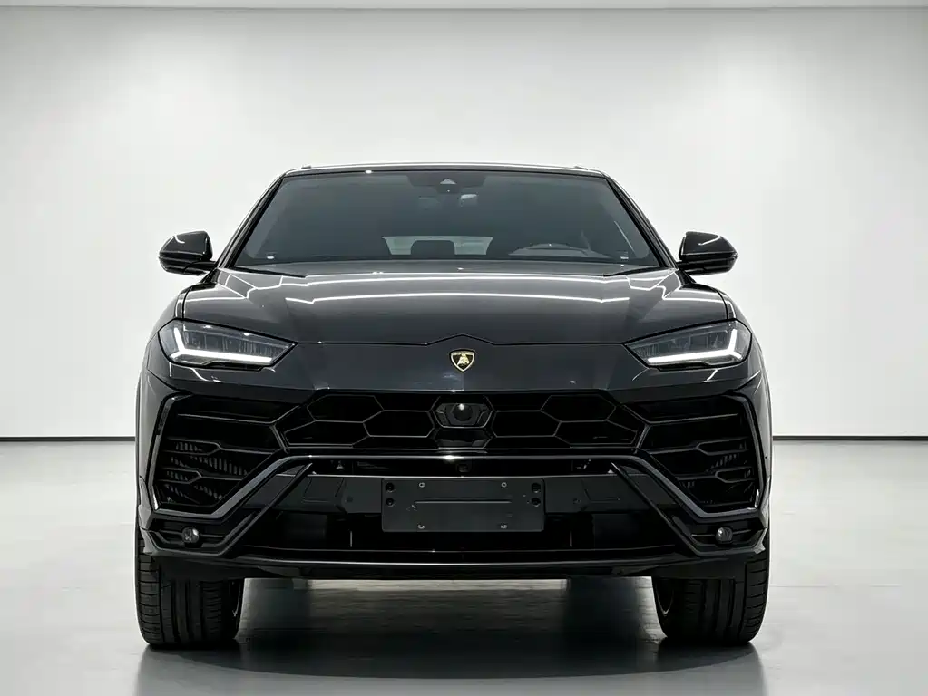 Lamborghini Urus — миниатюра 3