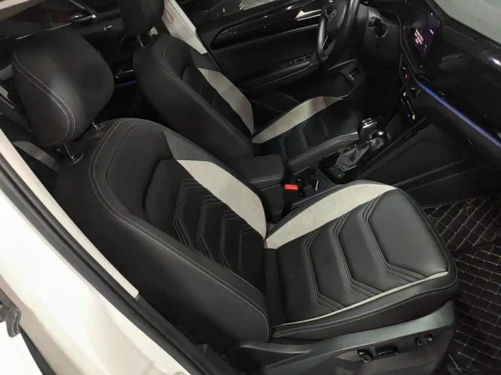 Volkswagen 探岳 GTE — миниатюра 25