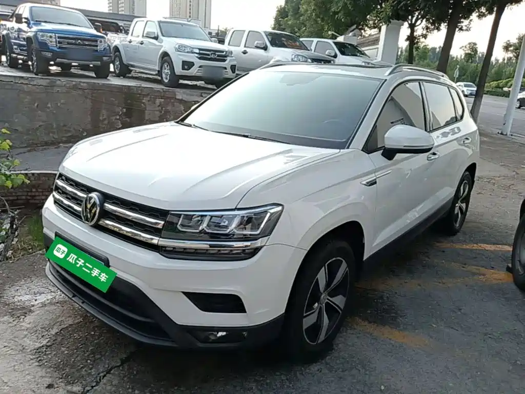 Volkswagen Tharu