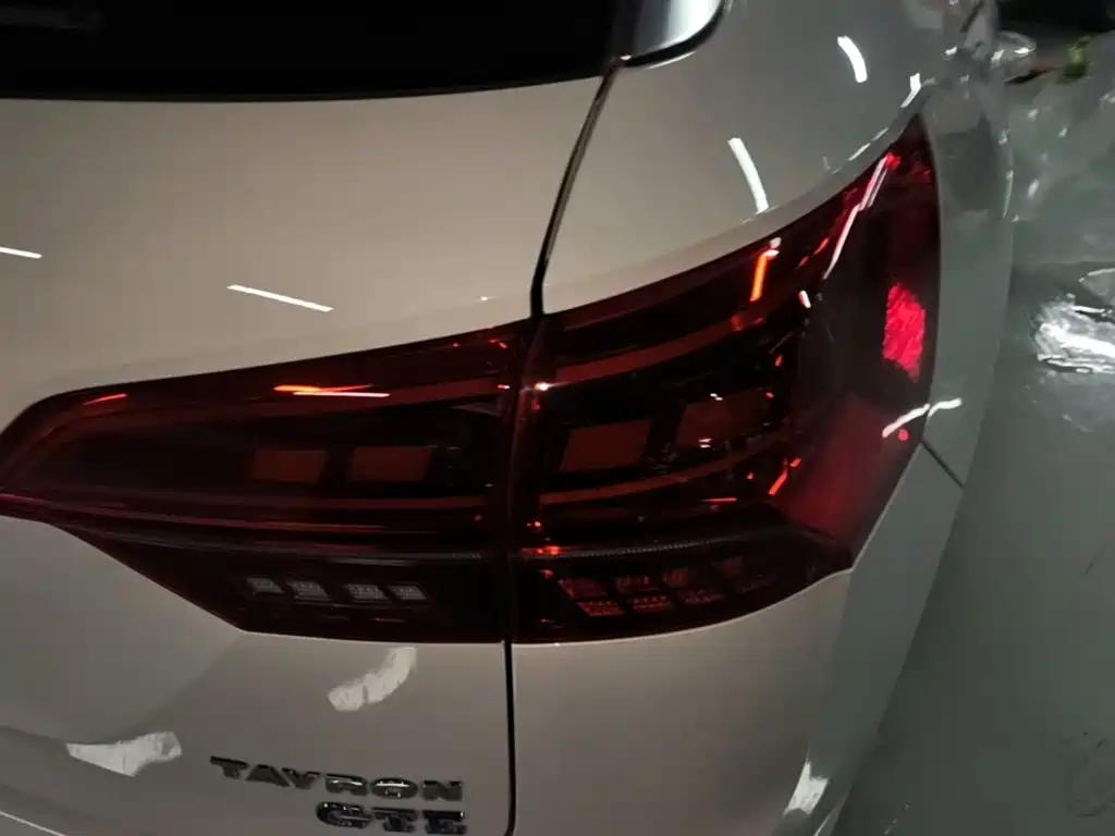 Volkswagen 探岳 GTE — миниатюра 8