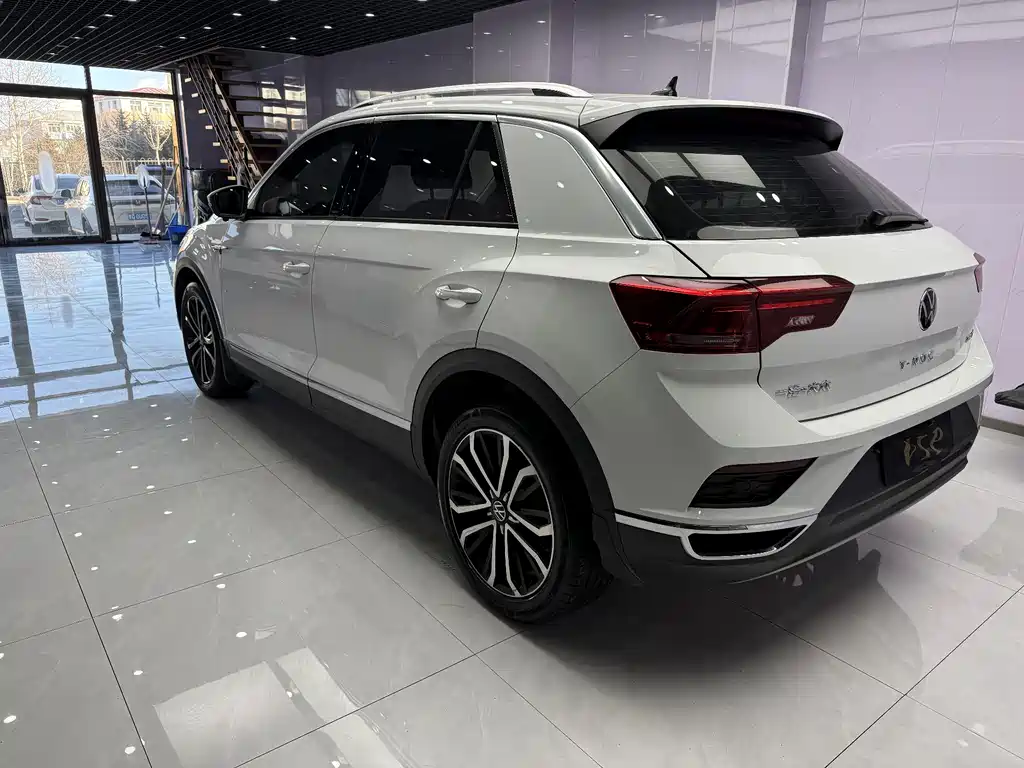 VOLKSWAGEN T ROC EXPLORING SONGS