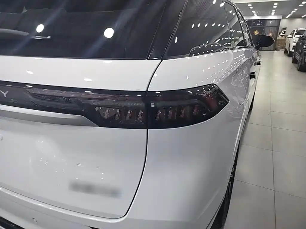 Chery Tiggo 9 C-DM — миниатюра 8