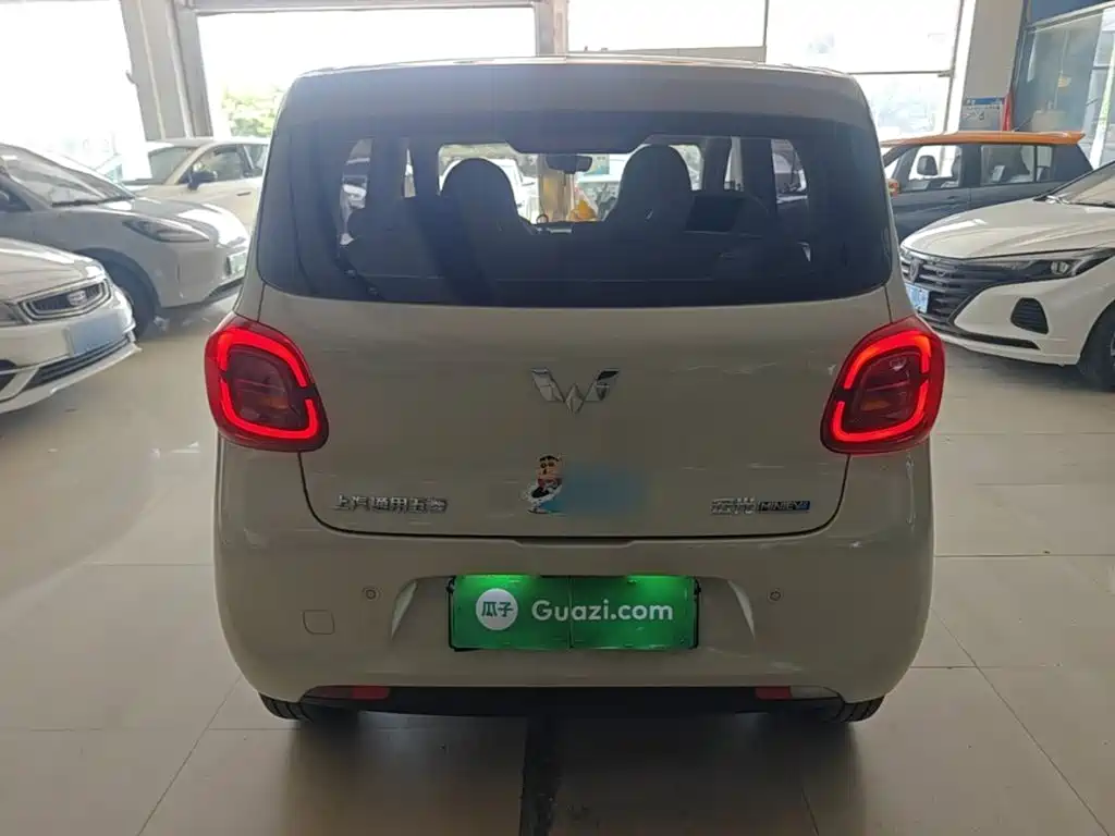 Wuling MINIEV — миниатюра 6