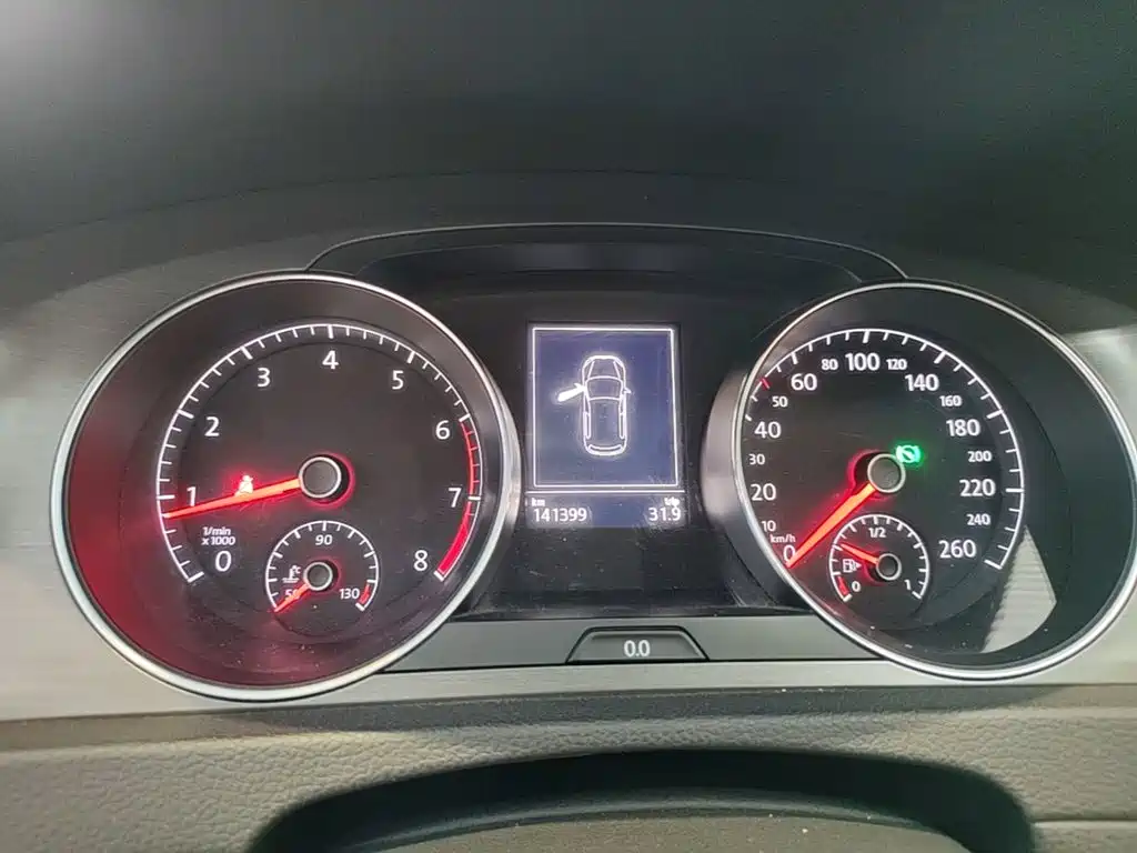 Volkswagen Golf — миниатюра 12