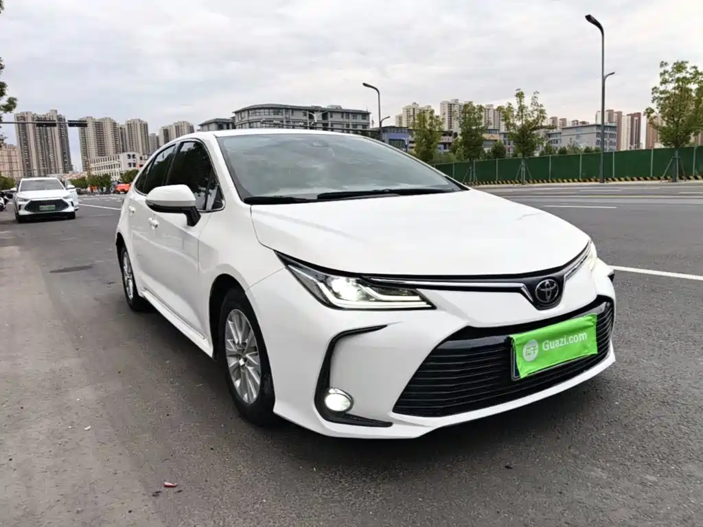 Toyota Corolla — миниатюра 4