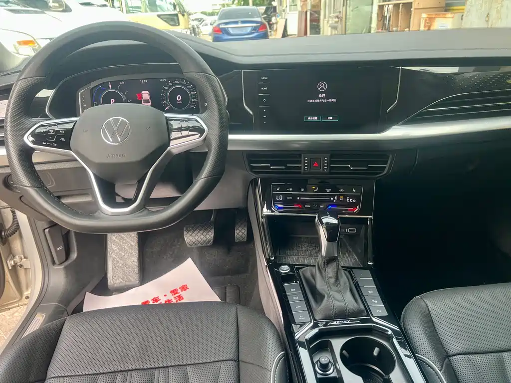 Volkswagen Passat PHEV 430PHEV Hybrid Luxury Edition, фото 15
