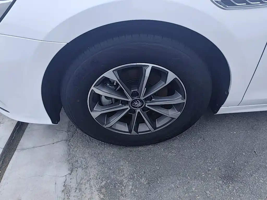 BYD Qin PLUS — миниатюра 23