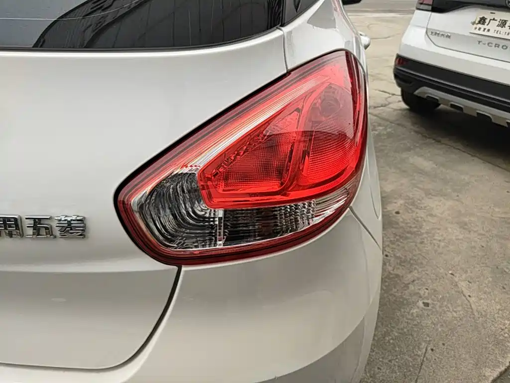 Baojun 310 — миниатюра 8