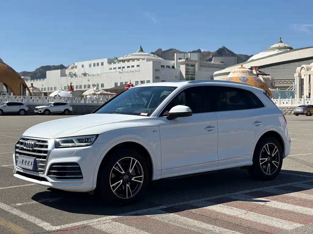 Audi Q5L — миниатюра 4