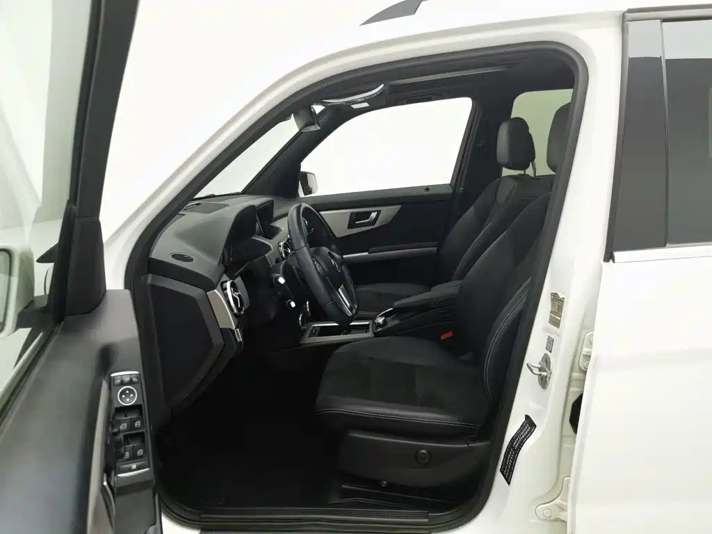 Mercedes-Benz GLK-Class — миниатюра 10
