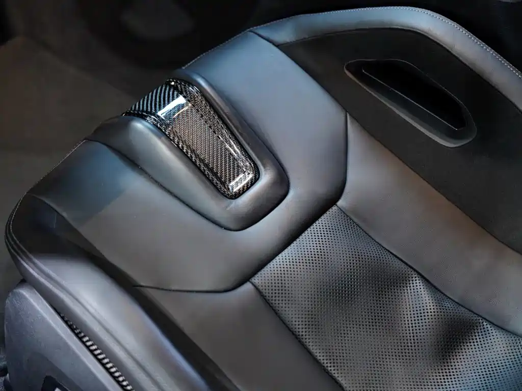 BMW M4 — миниатюра 25