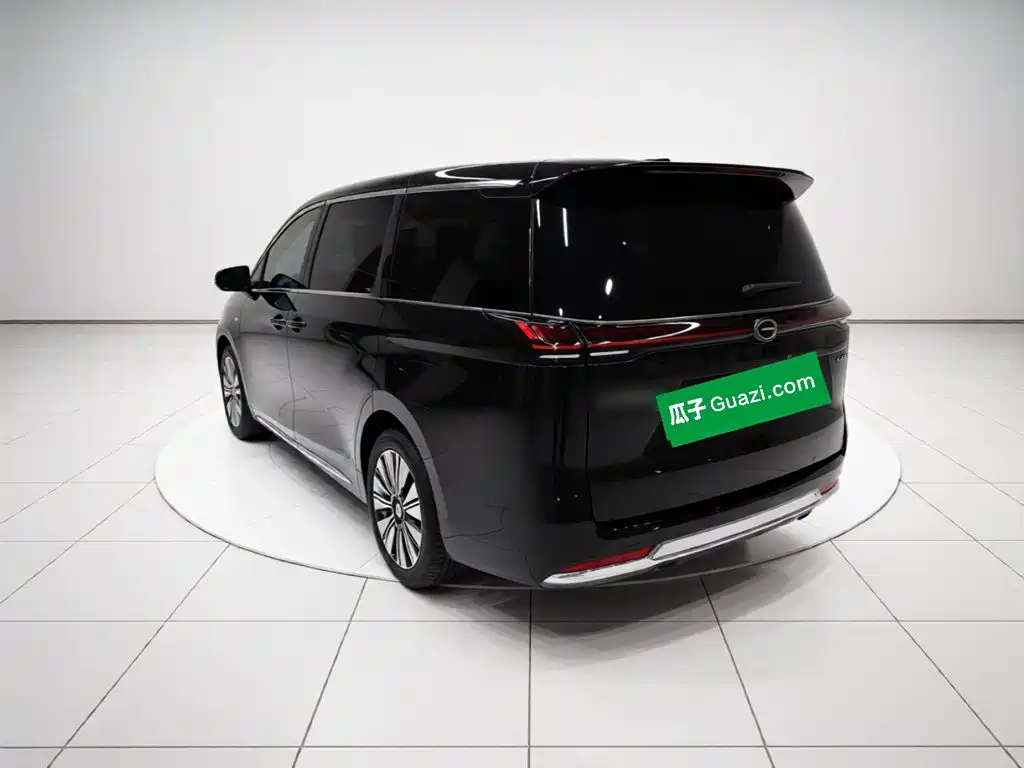 GAC Motor Trumpchi E8 PHEV — миниатюра 4