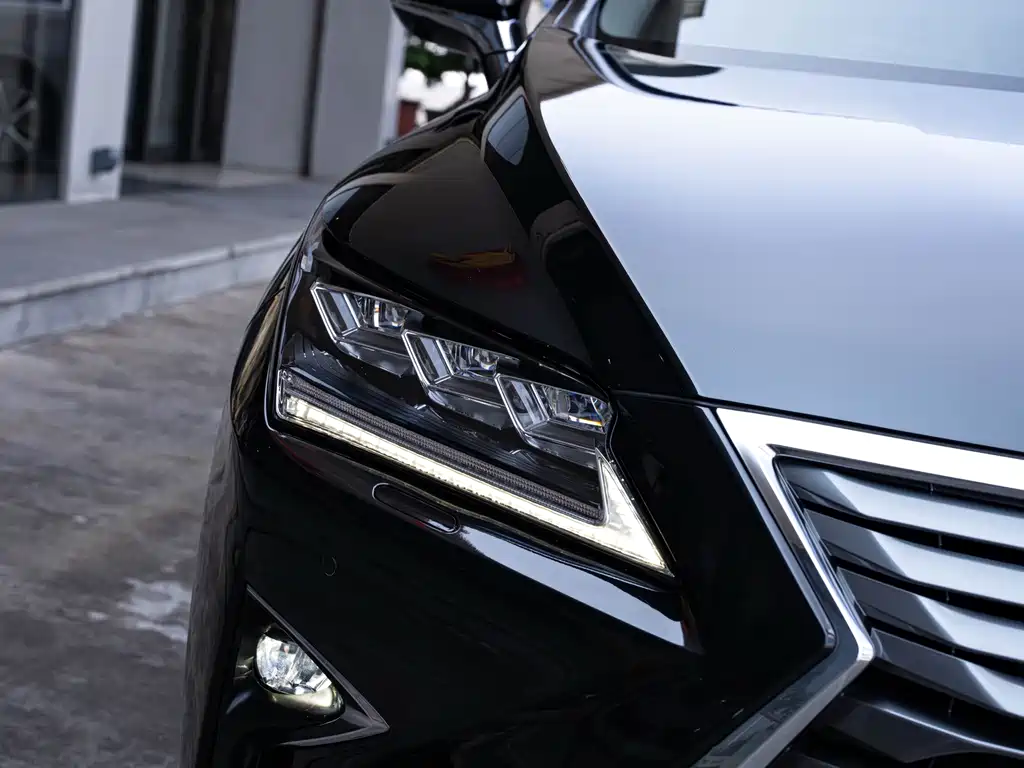 Lexus RX — миниатюра 6