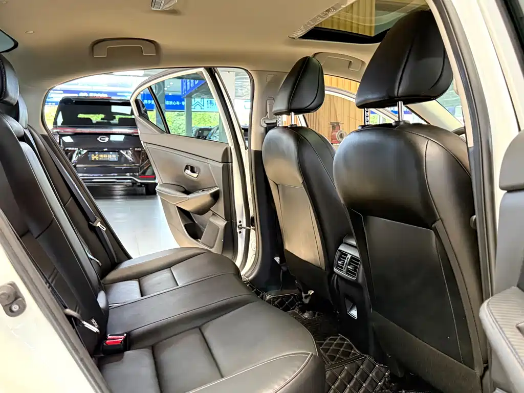 Nissan Sylphy — миниатюра 11