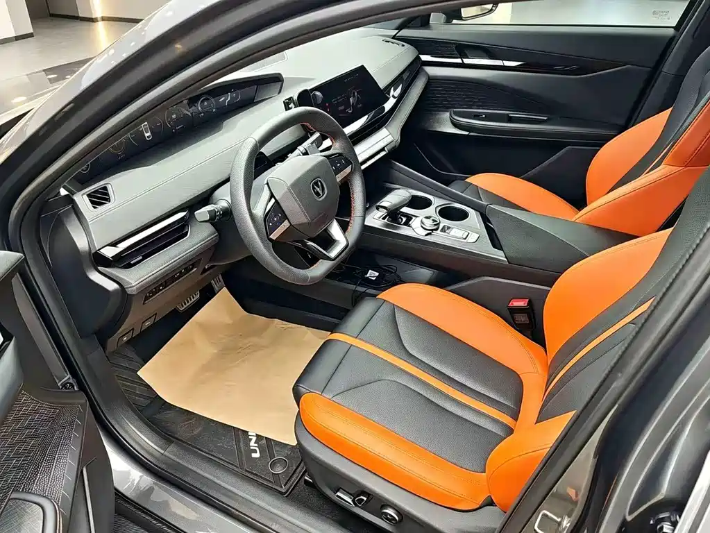 Changan UNI-V — миниатюра 6