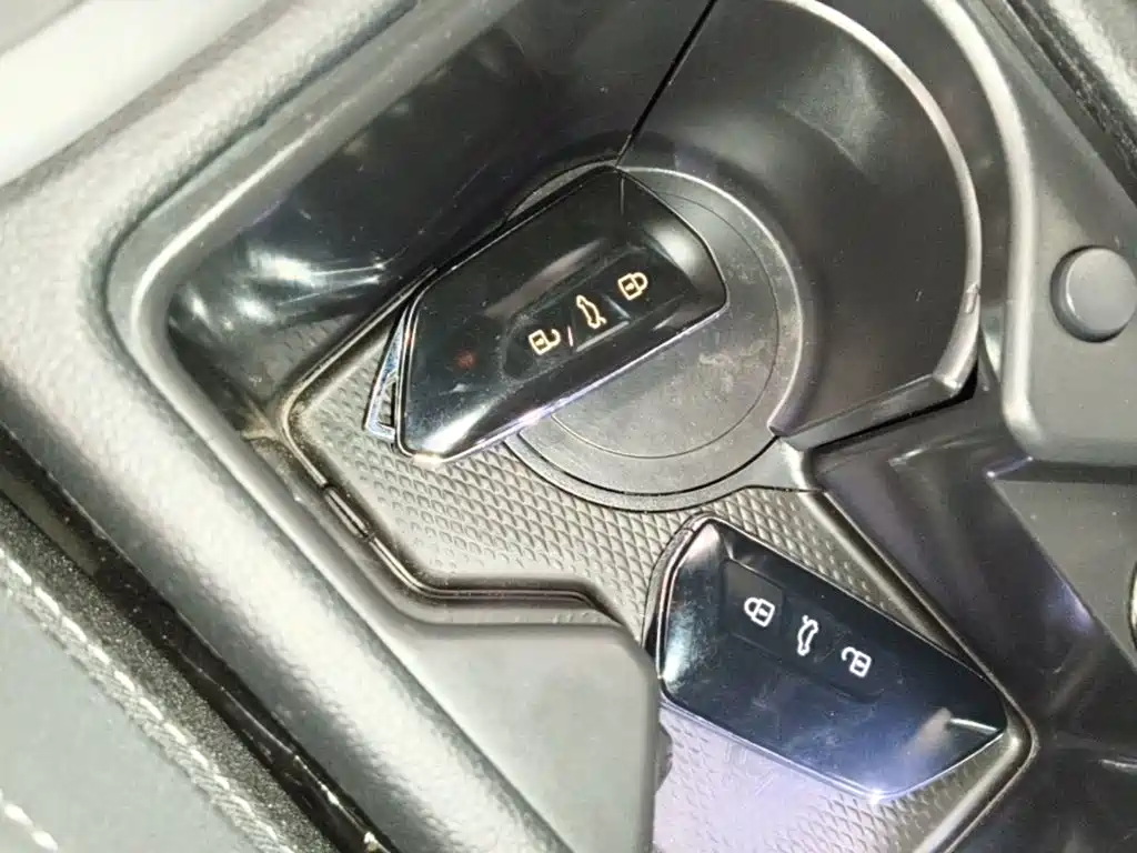 Volkswagen Golf — миниатюра 9