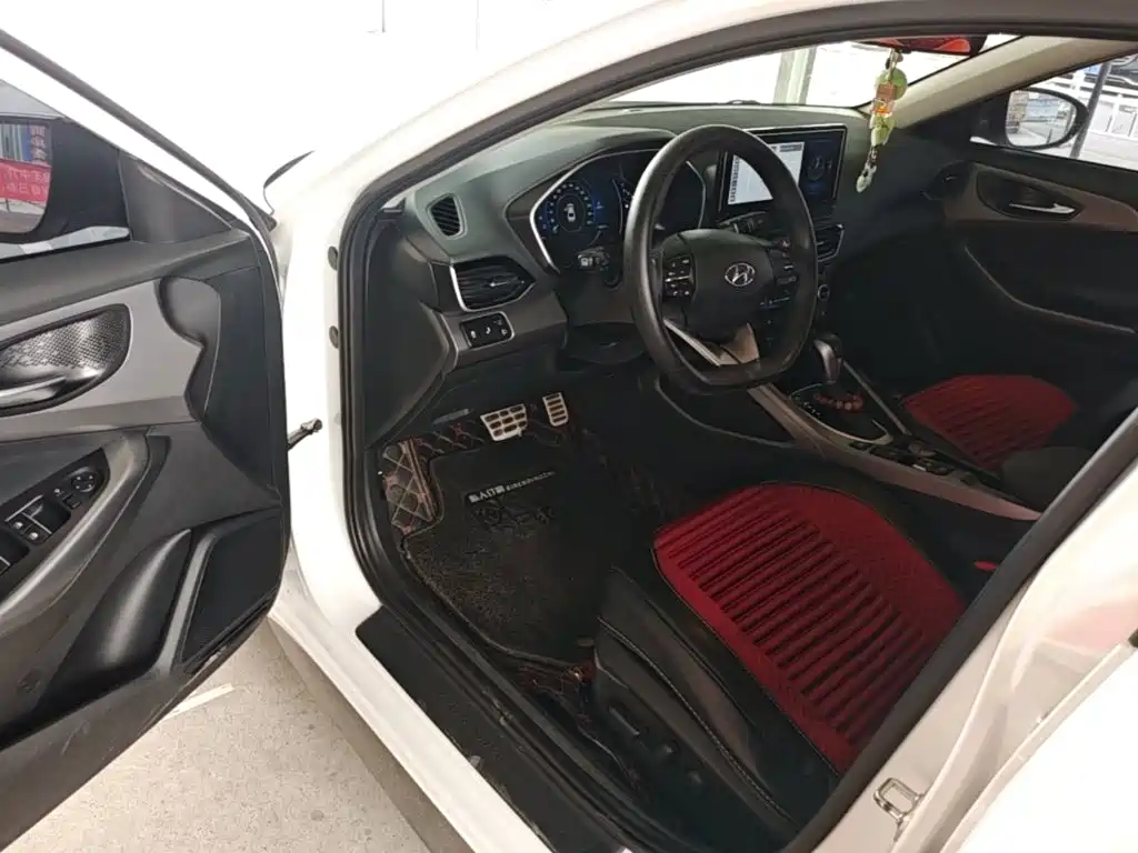 Hyundai Fista — миниатюра 16