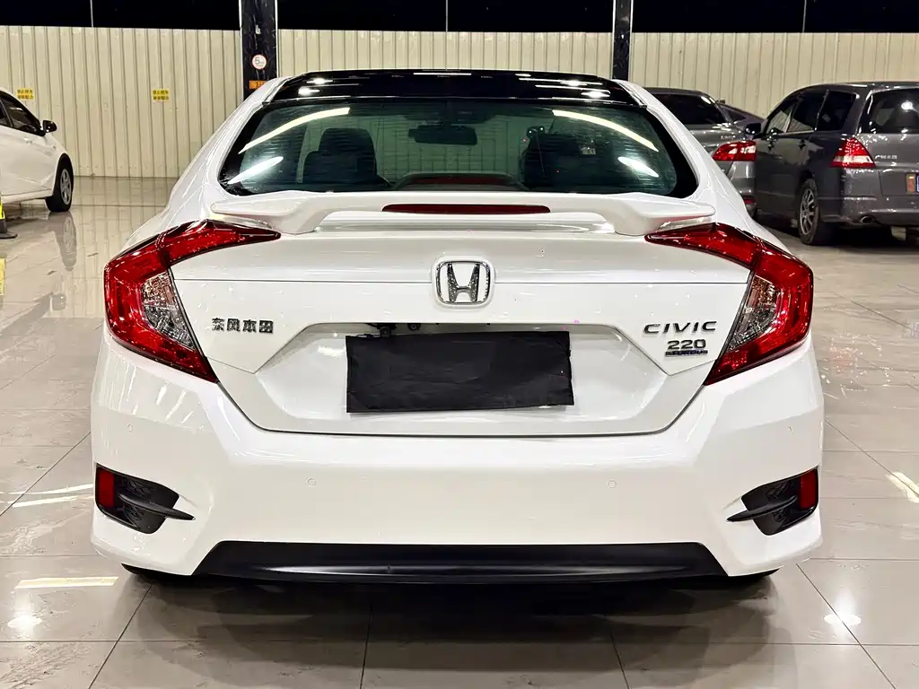 Honda Civic — миниатюра 10