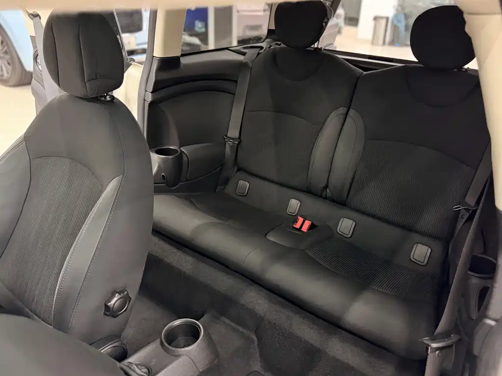 MINI Mini Clubman — миниатюра 22