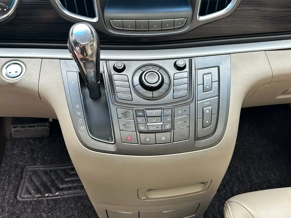Buick GL8 — миниатюра 14