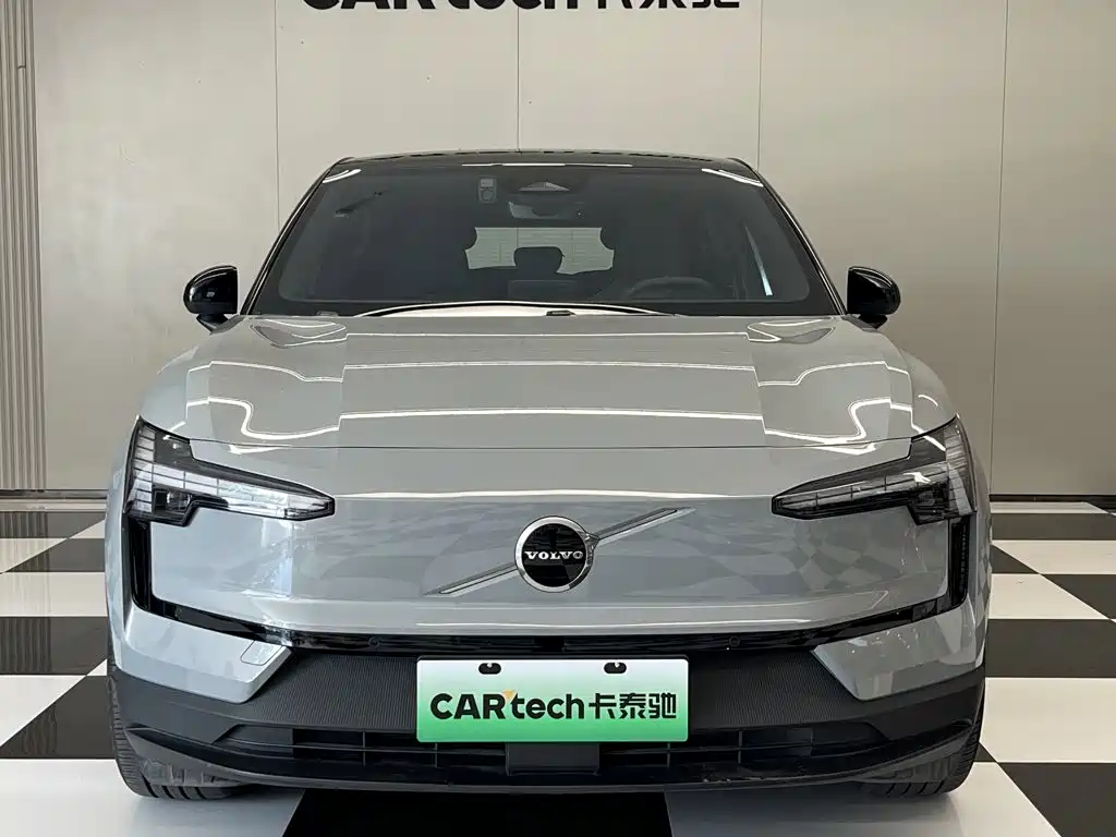 Volvo EX30 — миниатюра 3
