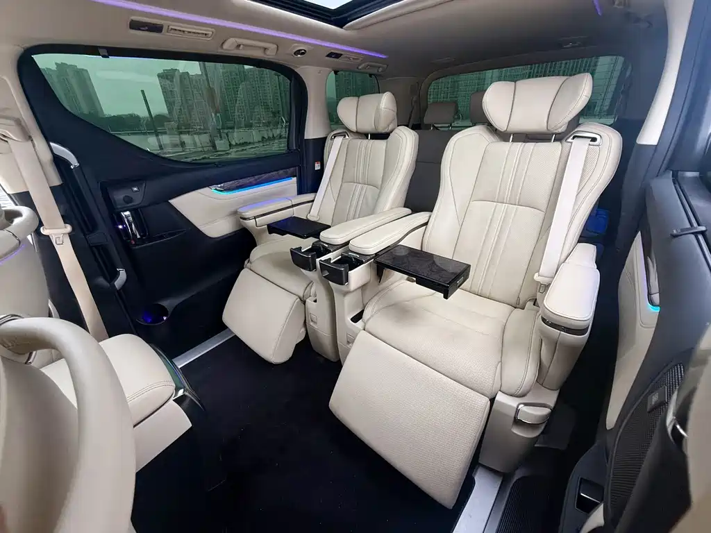 Toyota Alphard 2021 2.5L Luxury