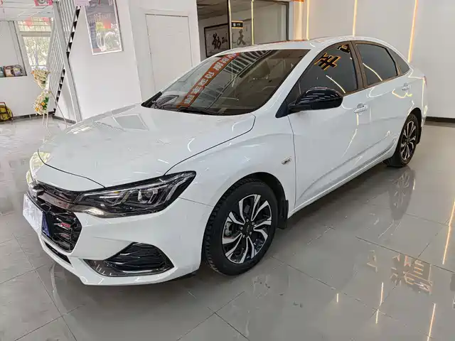 CHEVROLET CRUZE