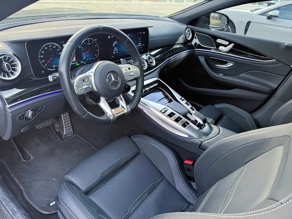 MERCEDES-BENZ AMG GT