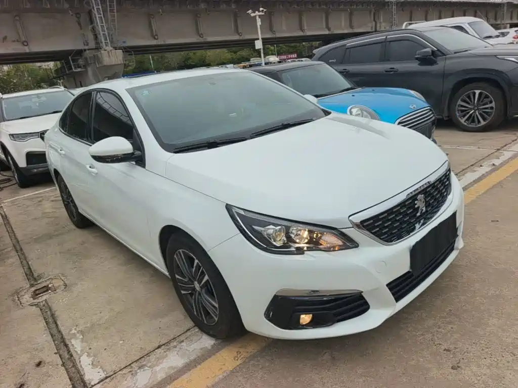 Peugeot 308 — миниатюра 4