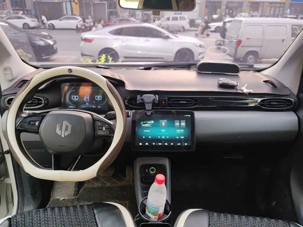 Leapmotor Leapmotor T03 — миниатюра 6