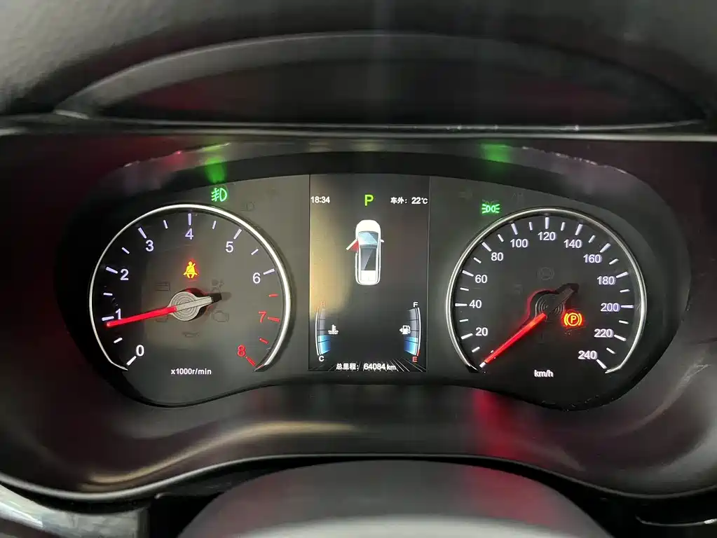 BYD MAX — миниатюра 10