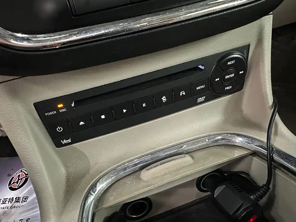 Chrysler Grand Voyager (Import) — миниатюра 13