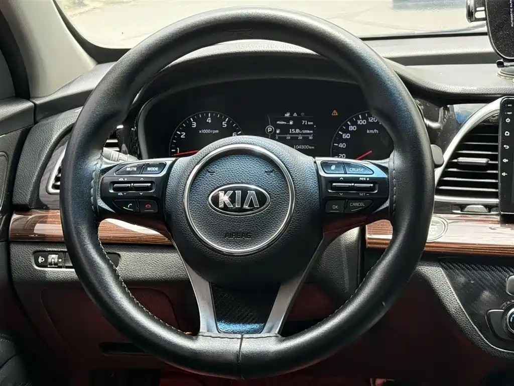 Kia K4 2014 1.8L AT GLS