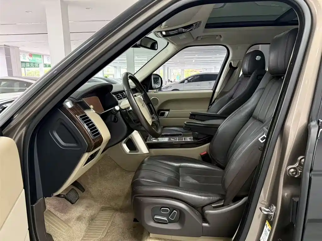 Land Rover Range Rover 2015 3.0 TDV6 Vogue