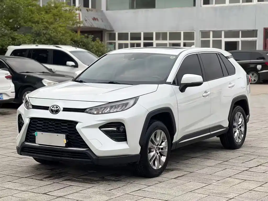 Купить Toyota Wildlander