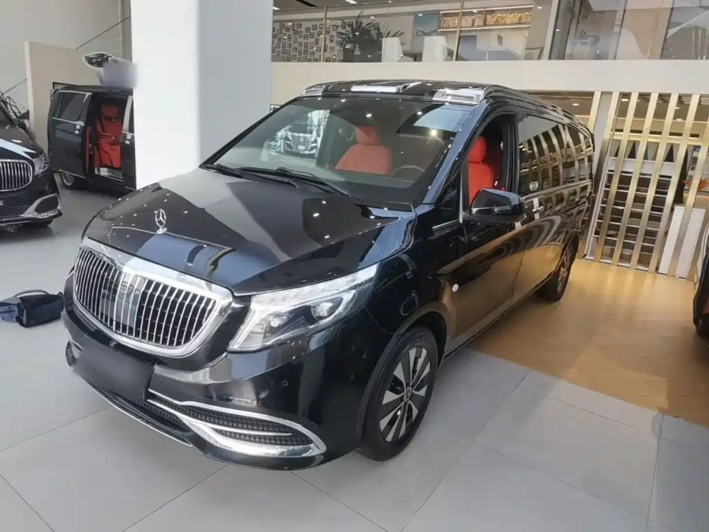 Mercedes-Benz Vito 2021 2.0T Business Edition 7 seats