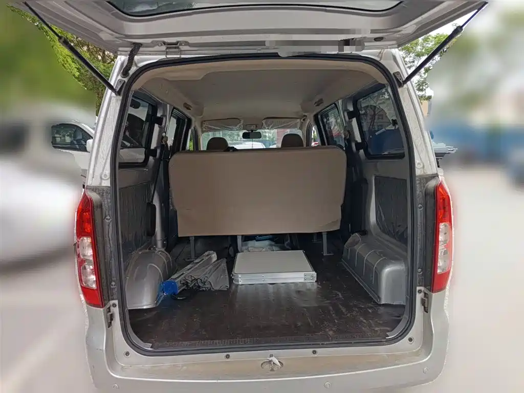 Wuling V 2022 1.5L LAR