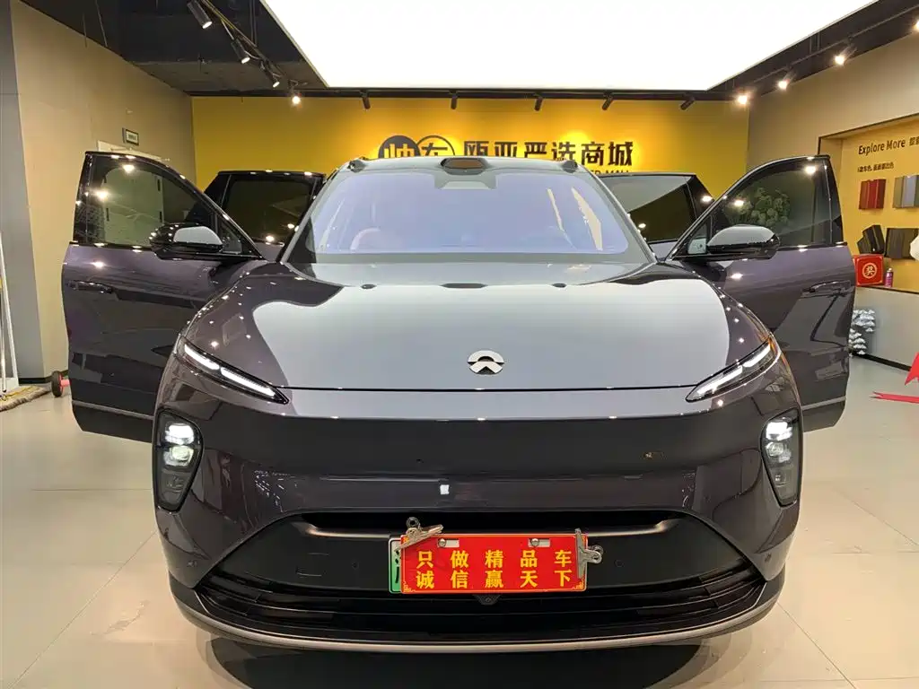 NIO ES8 2024 75kWh