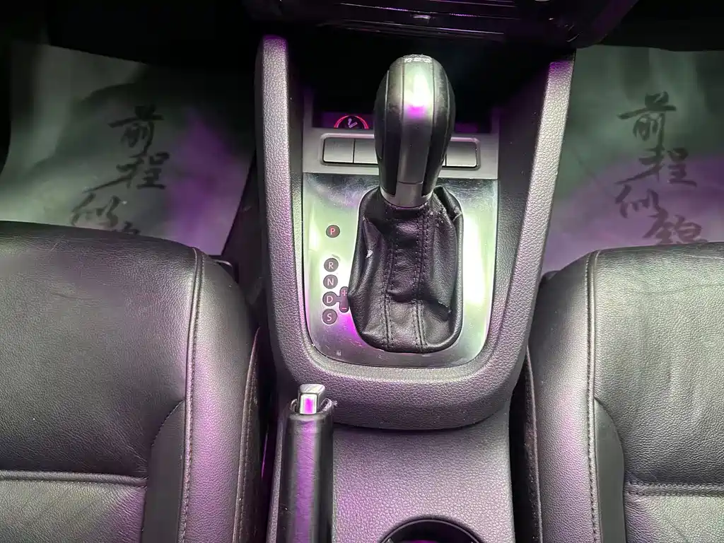 Volkswagen Sagitar — миниатюра 12