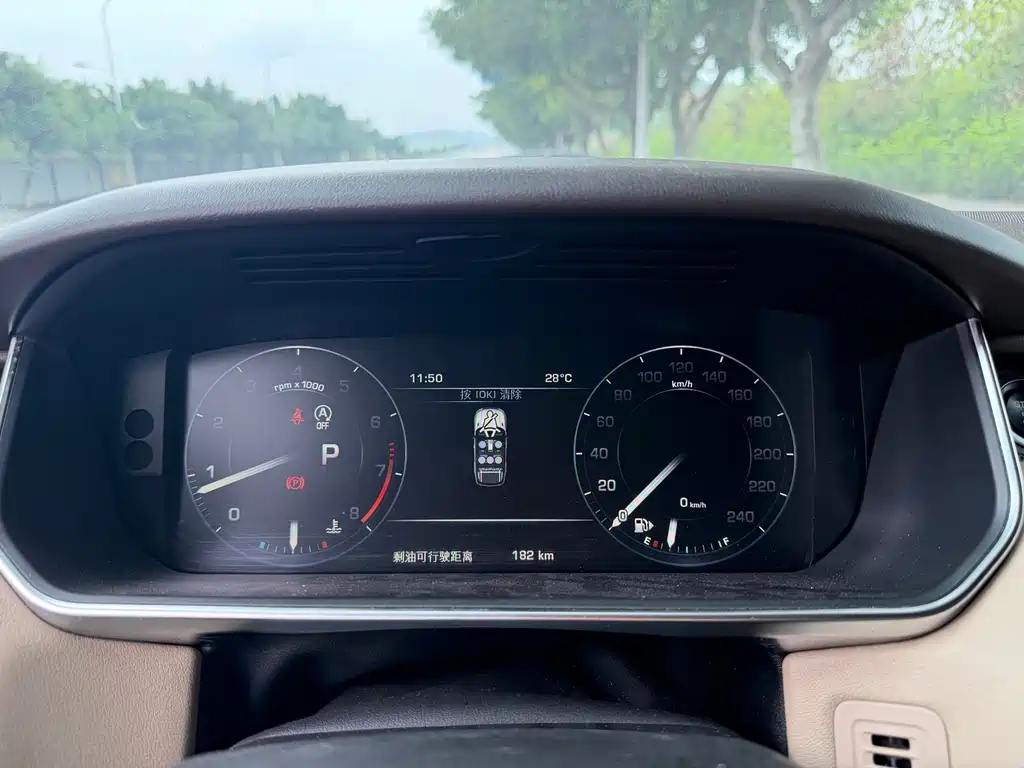 Land Rover Sport — миниатюра 11