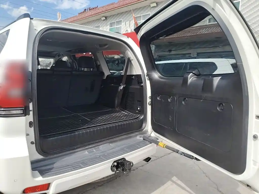 Toyota Prado — миниатюра 19