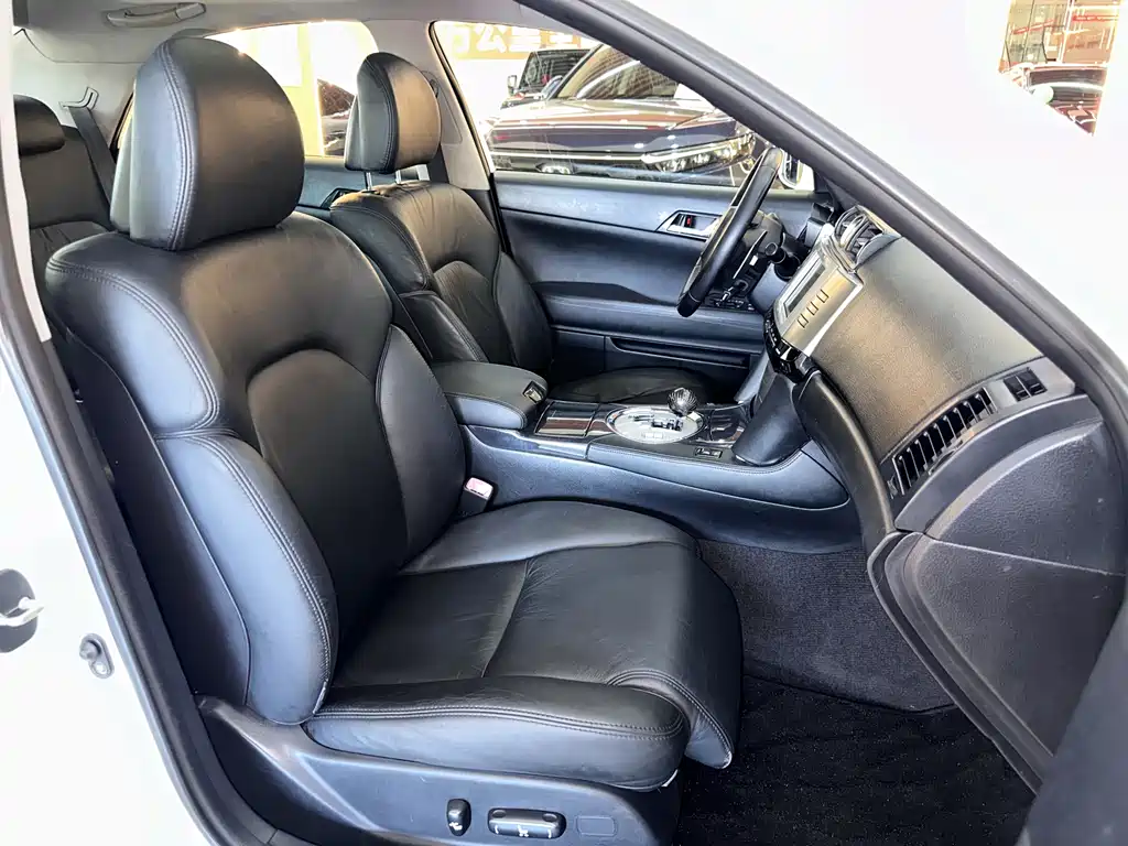 Toyota Reiz — миниатюра 14