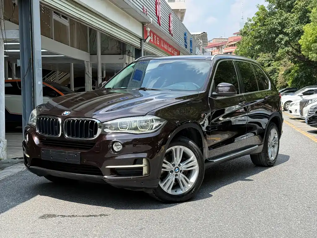 BMW X5 (Import)