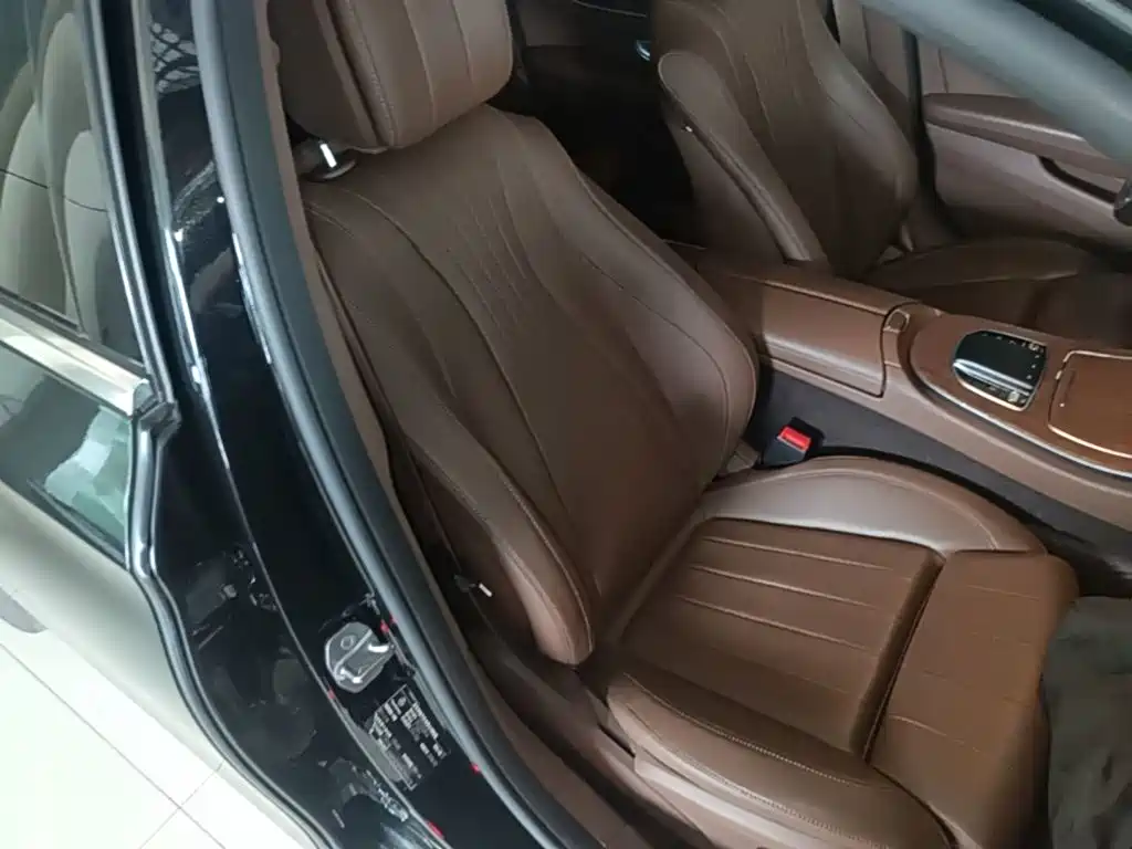 Mercedes-Benz E-Class — миниатюра 25
