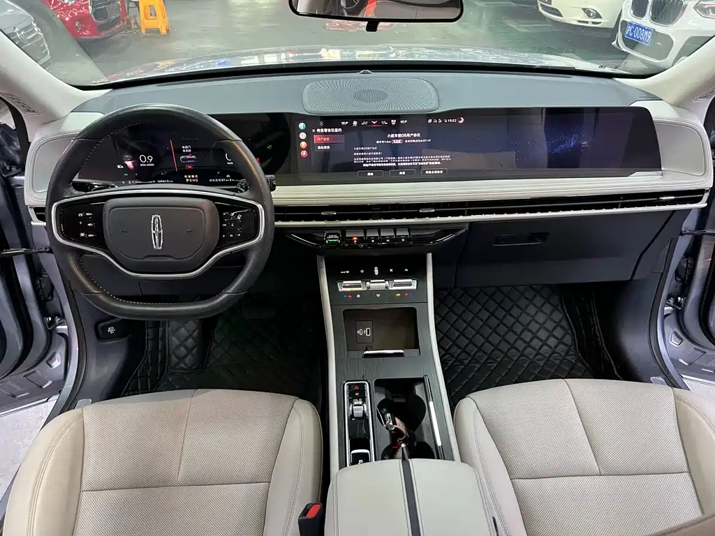 Lincoln Corsair — миниатюра 12