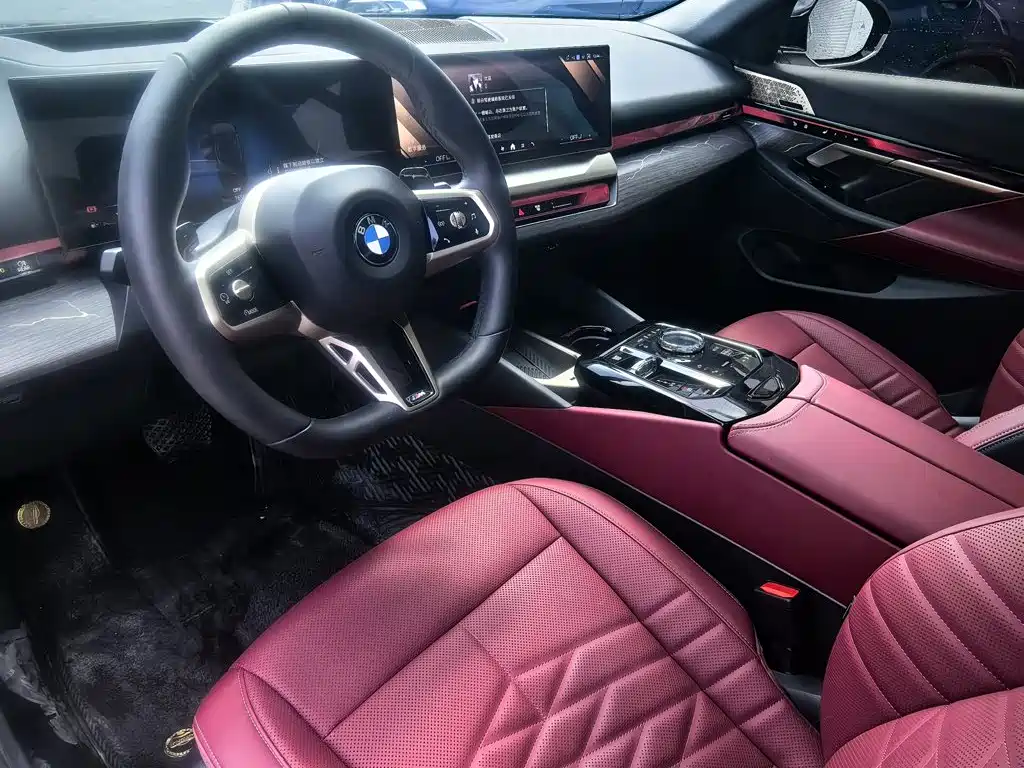 BMW 5 Series — миниатюра 4